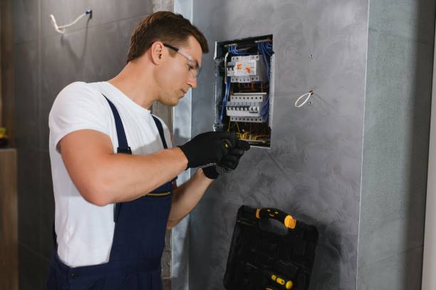 Best Electrical Outlet Repair  in North Sarasota, FL